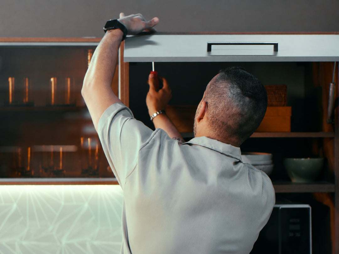 Como montar móveis em casa: guia prático e seguro