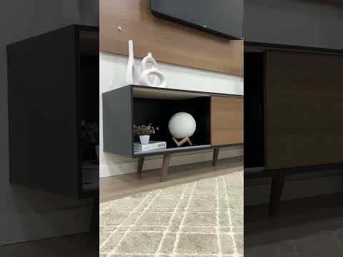Rack Madesa Dubai e Painel para TV até 65 Polegadas com Pés Preto/Rustic D85Z